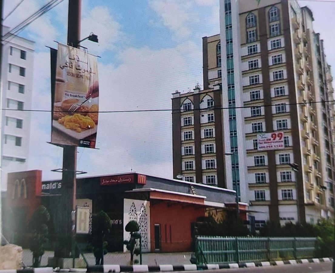 The Viana Apartment 1 Kota Bharu Exterior foto